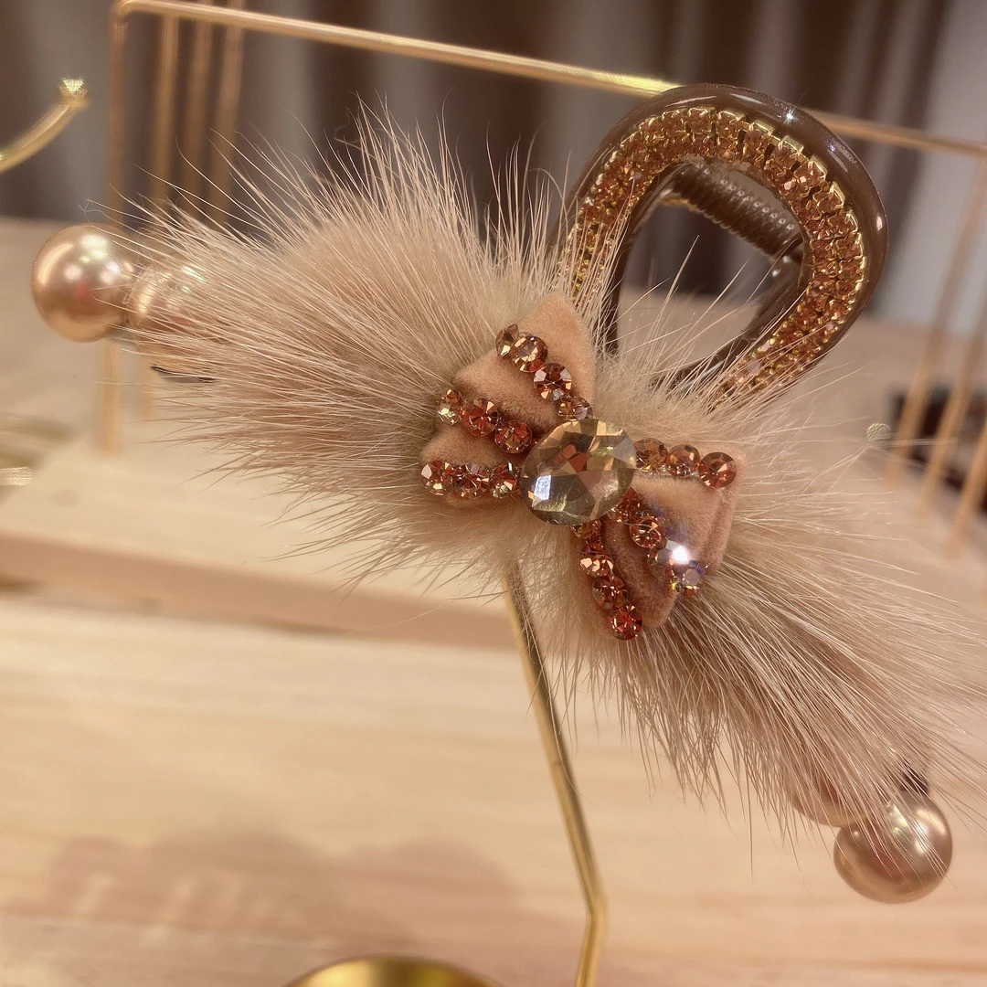 明上源M772秋冬新款经典蝴蝶结毛毛大号抓夹气质优雅珠珠抓夹大抓