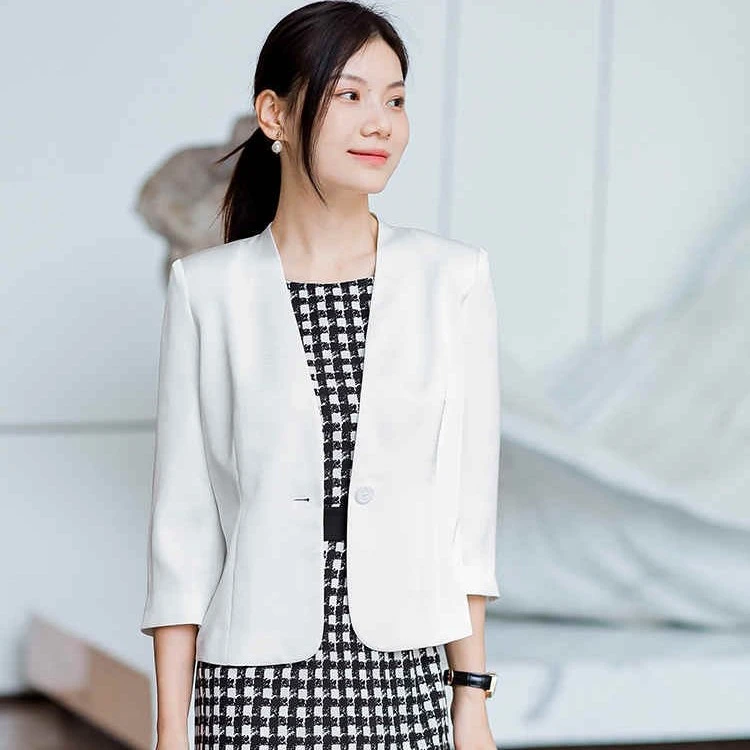 谭飞高光时刻套装短款小西装 收腰格子连衣裙 简约高雅 气质[DR]