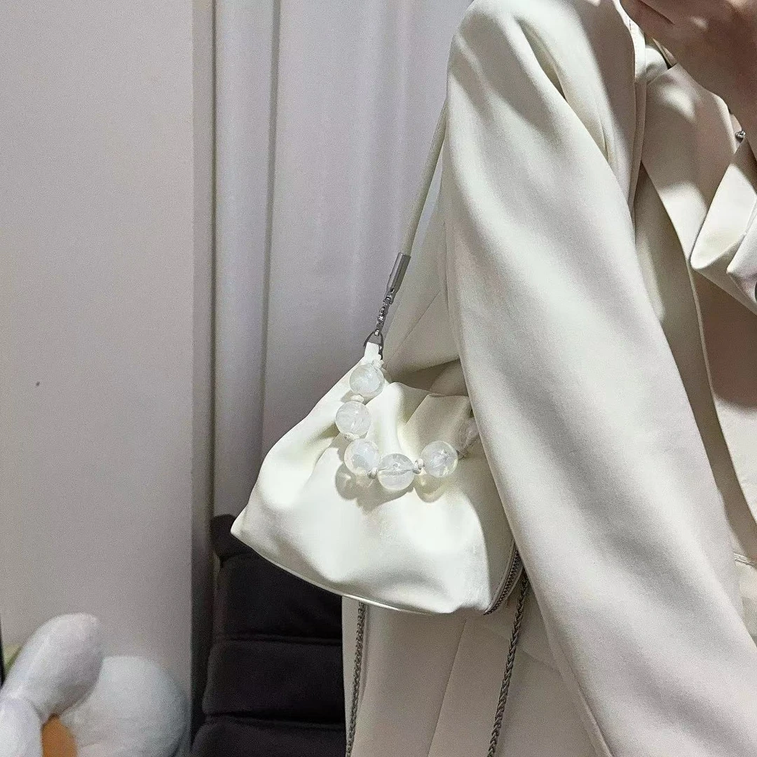 161-200新款女士斜挎包 时尚简约经典