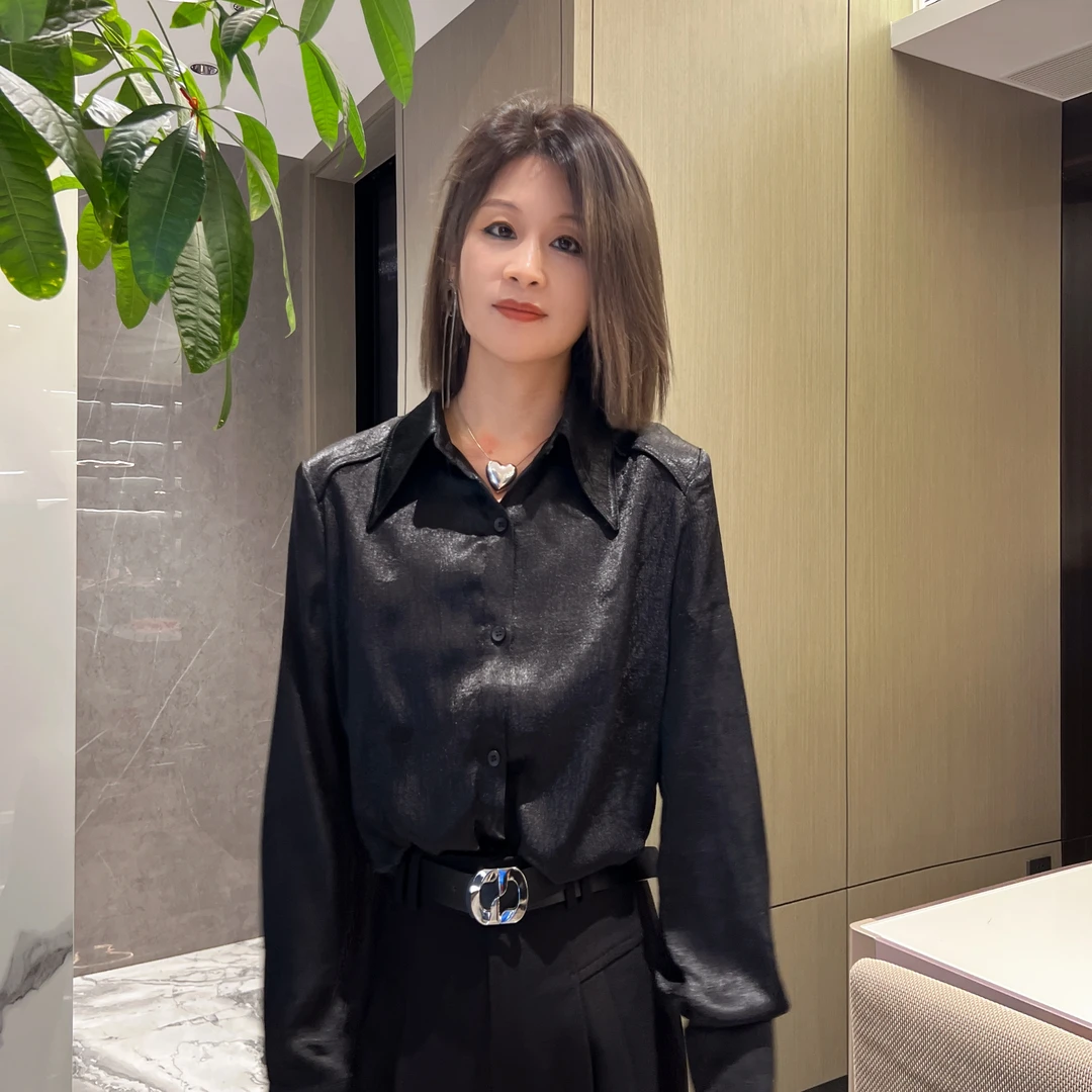 女人阁（8808上衣）24年新款减龄长袖时尚显瘦小众衬衫
