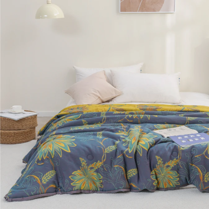 XDONGY(冬云家纺) 200*230火山岩蓄热花开时节紫色保暖被