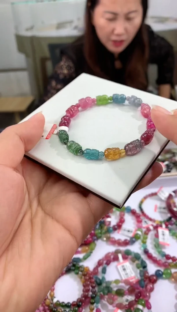 【闪购商品】碧玺手串未镶嵌多样性发一条