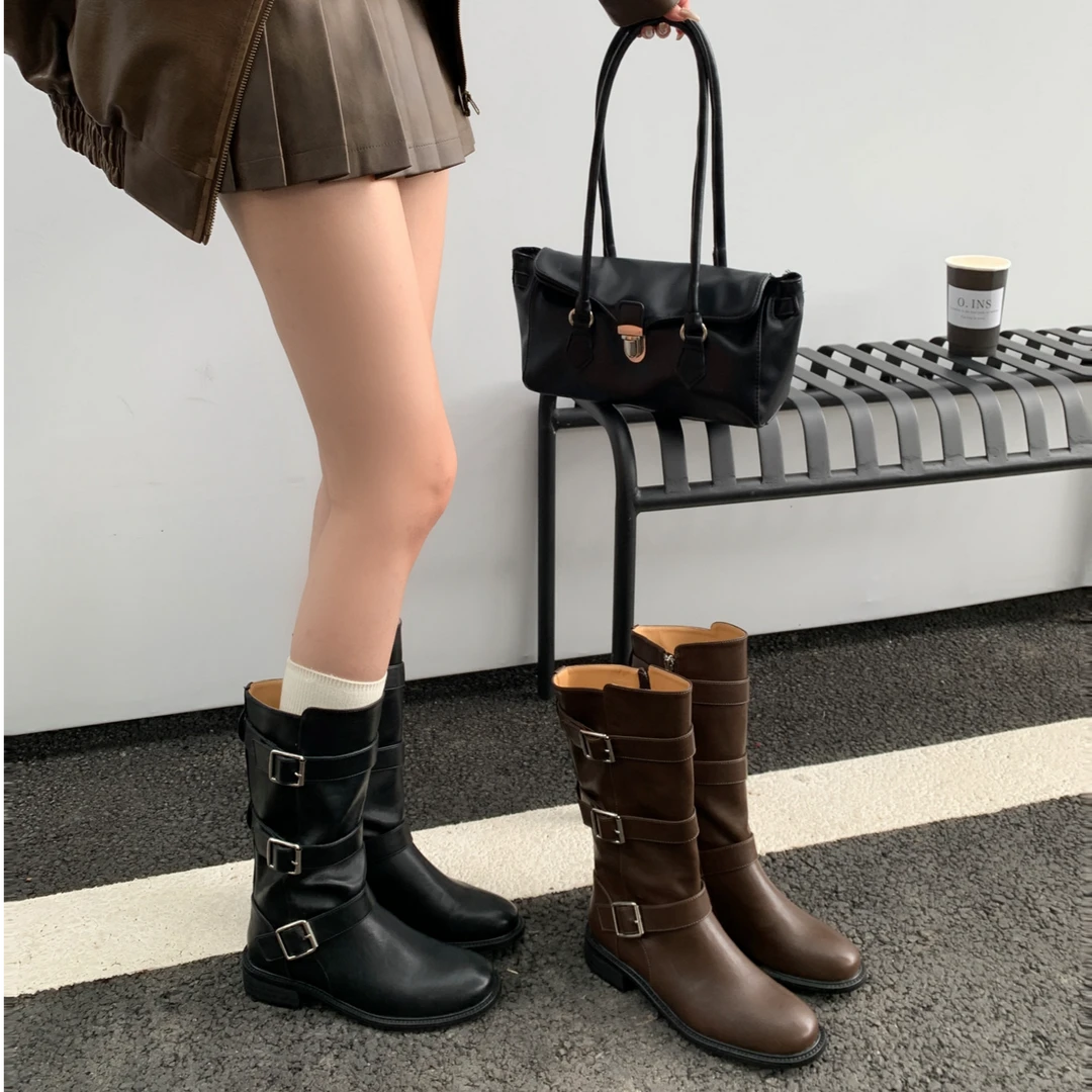 长靴复古圆头平底直筒靴2024年春秋新款皮带扣西部牛仔靴棕色女靴