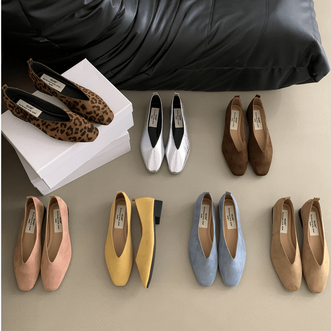 温柔晚晚风方头粗跟单鞋女2024新款浅口绒面软底法式奶奶鞋豆豆鞋