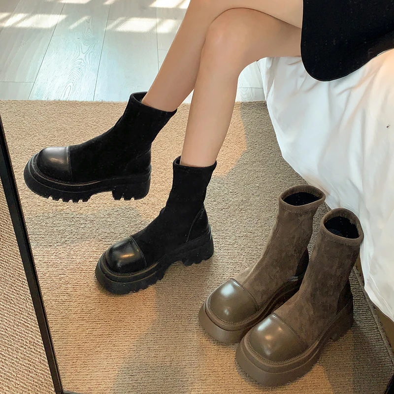 贾不假粗跟弹力靴女2023冬季新款马丁靴复古小个子加绒短靴瘦瘦靴