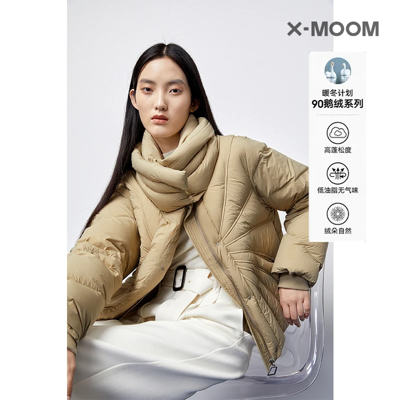 X-MOOM冬季女士设计感小个子短款立领鱼骨线羽绒服ZUDYY50167