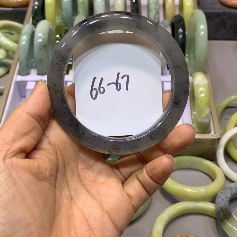 【闪购商品】岫玉手镯未镶嵌手镯185