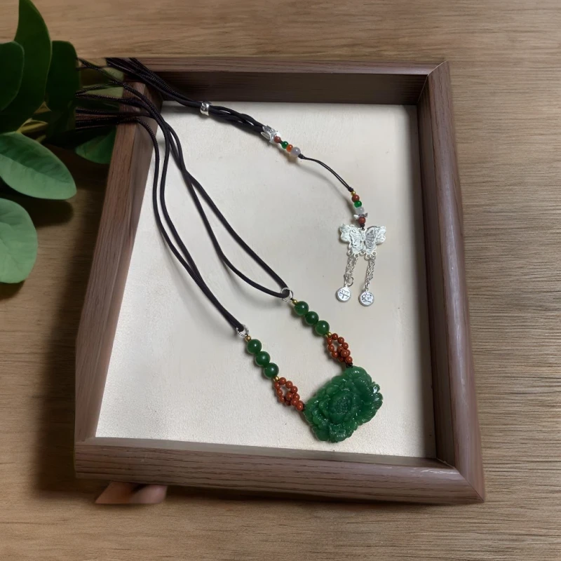 【时尚爆款】和田碧玉 方形牡丹挂坠长版流苏设计