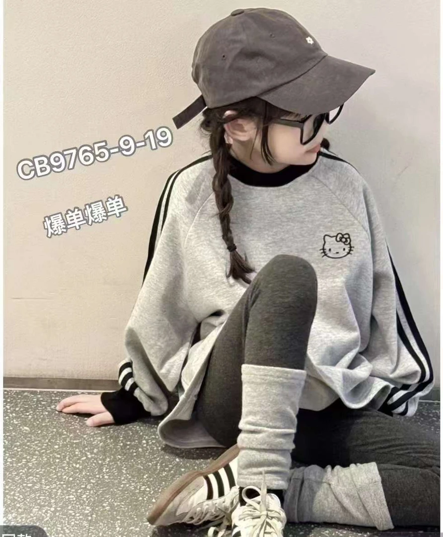 《昊妈家》宽松百搭时尚  加绒卫衣9765