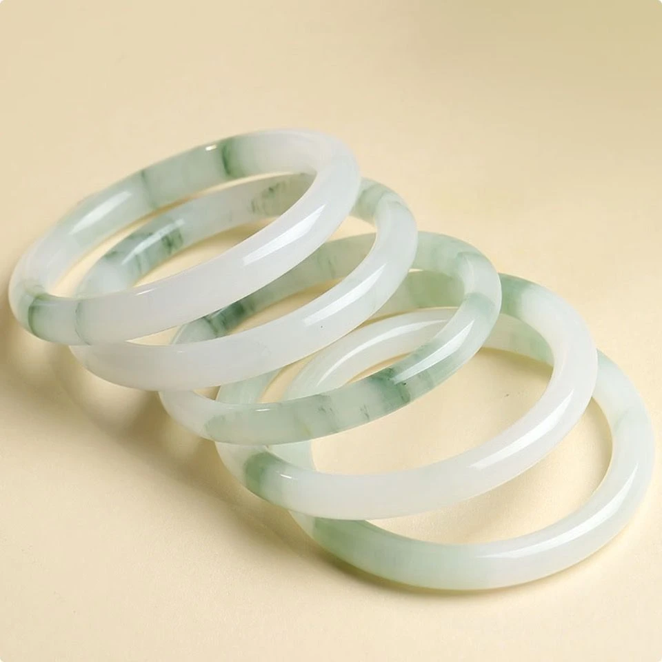 天然玉石天山翠玉手镯(圆条)选款发货多样性发其一冰透时尚