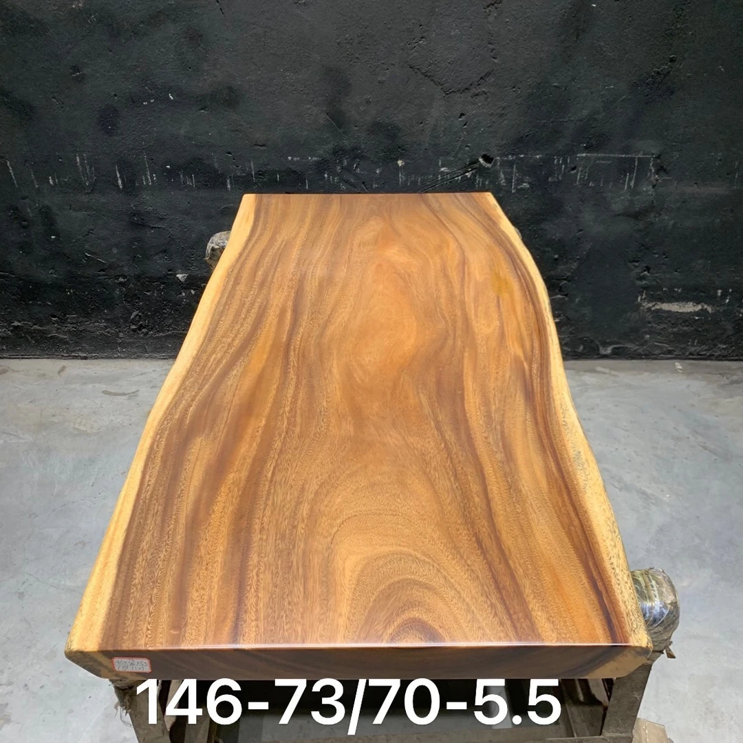斐济胡桃木大板桌尺寸：146-73/70-6.5