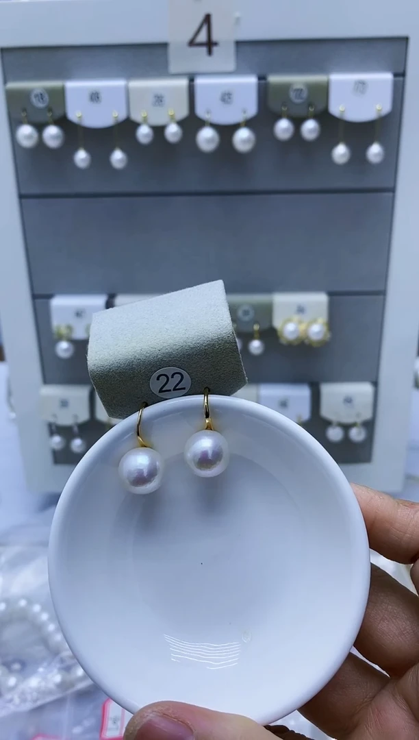 【闪购商品】淡水珍珠耳饰银S925镶嵌22金白