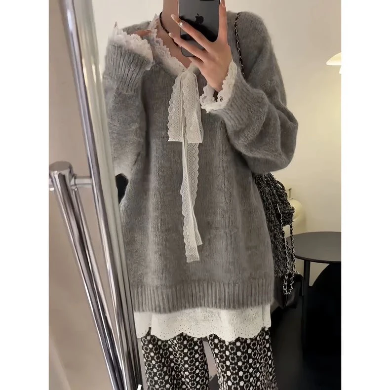 温柔设计蕾丝拼接宽松针织衫秋冬季慵懒新款休闲套头V领毛衣上衣