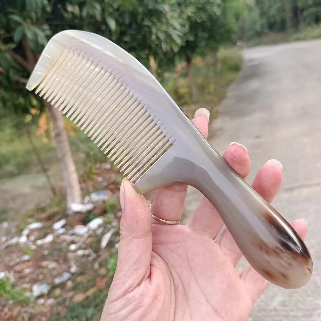 天然牛角18厘米加厚按摩头皮梳