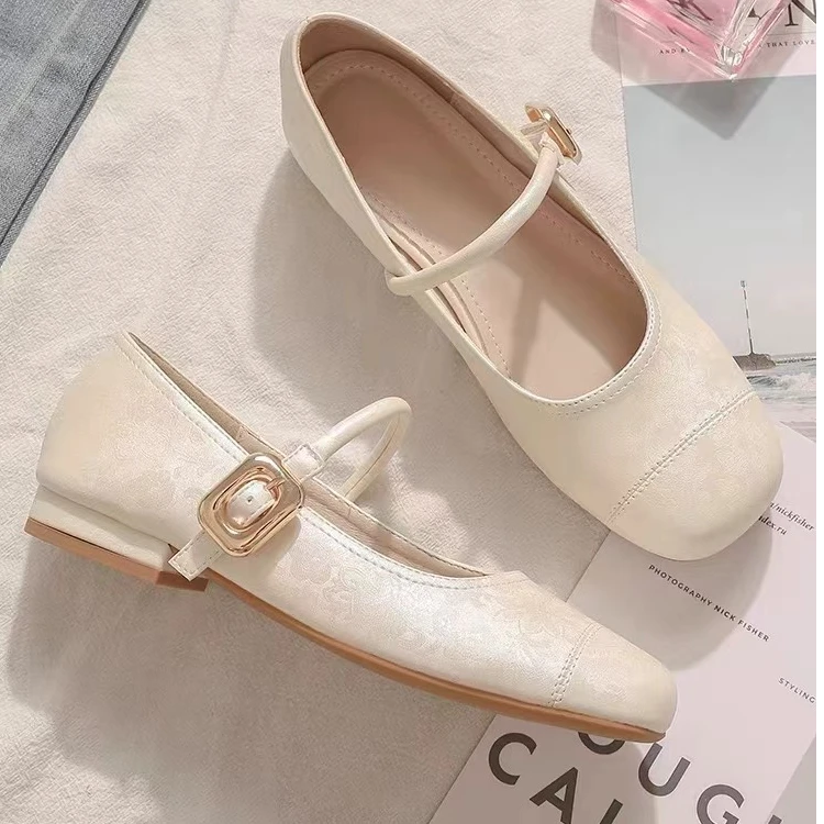 2024春秋新款法式玛丽珍女鞋时尚国风单鞋复古浅口平底粗跟奶奶鞋