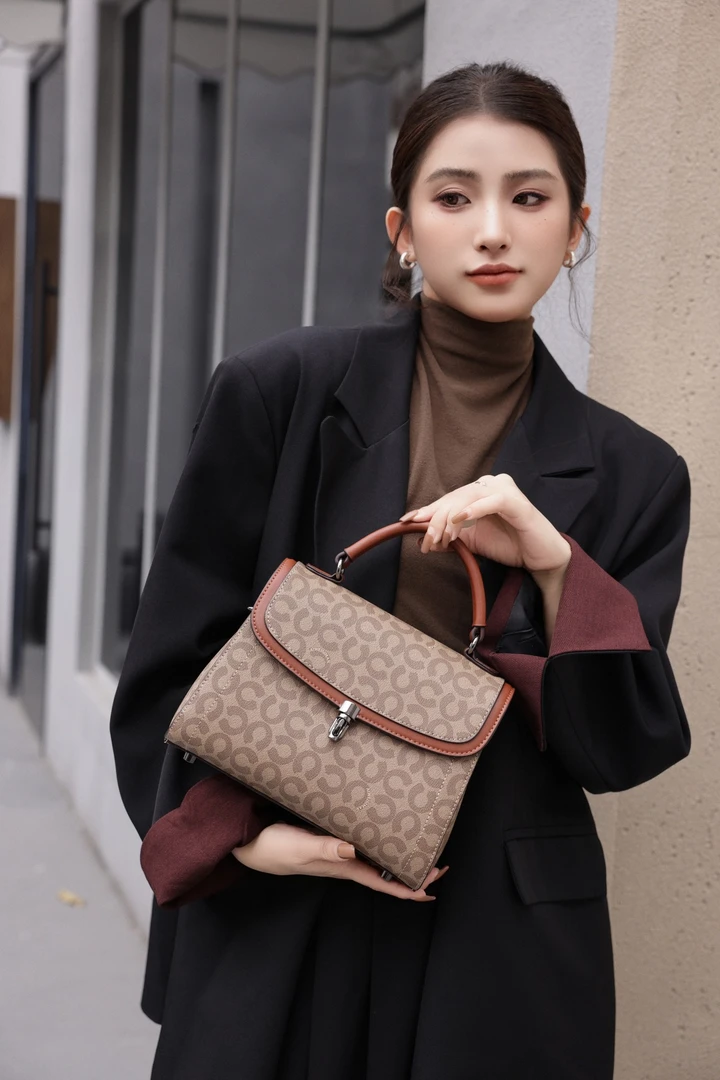 艾薇思曼女包百搭新款通勤包高级感大容量简约时尚休闲单肩斜挎包