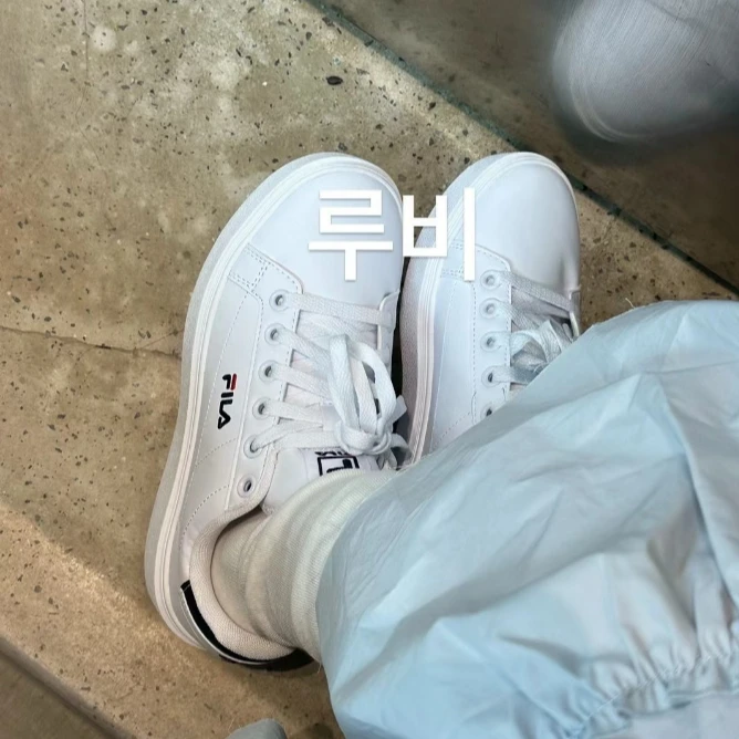 【084】斐乐全皮面藏蓝色标板鞋 多次转运不保证鞋盒完好00651-150