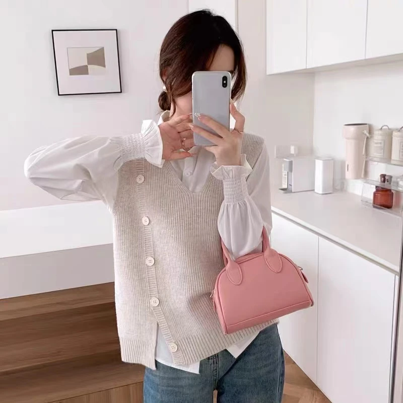 【衣朵设计】针织马甲背心秋冬女2025年新款设计感V领纽扣宽松马夹