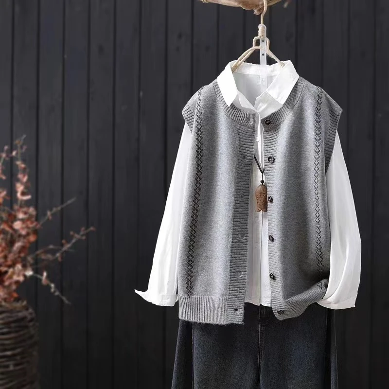 【衣朵设计】复古针织衫开衫马夹女洋气春季新款无袖毛衣外搭马甲女