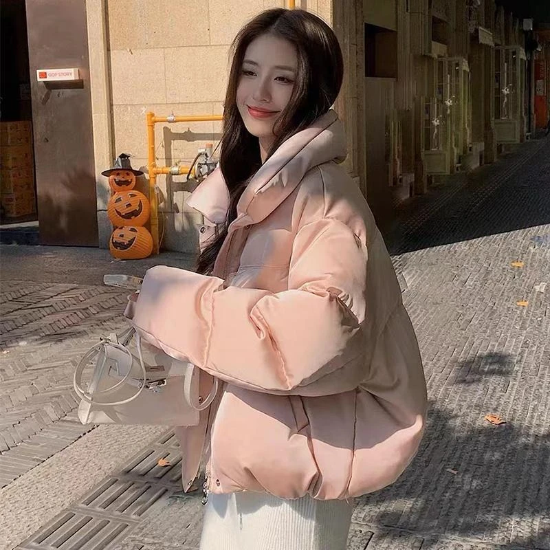 波司登新款琉光羽绒服小众时尚奶fufu甜美面包服加厚短款外套女冬