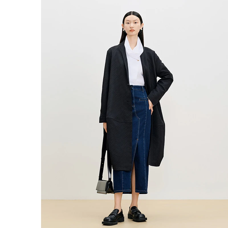 AUM/噢姆风衣M1EG3299F