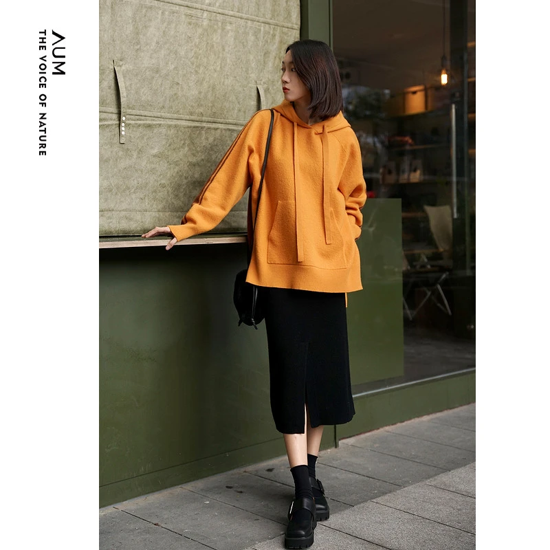 AUM噢姆秋季慵懒风纯色连帽美丽诺羊毛复古休闲针织上衣M1CX1S08M