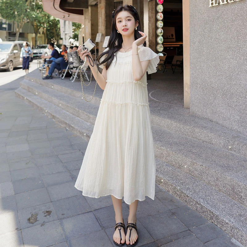 夏季新款2024木耳边连衣裙女法式温柔风高级感气质时尚洋气中长裙
