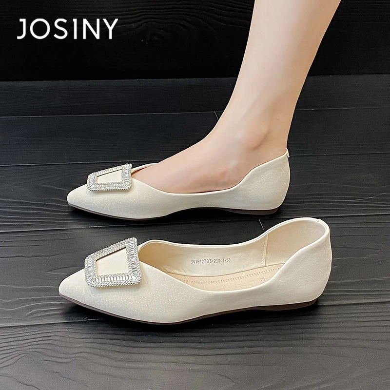 卓诗尼2024秋季新款尖头方扣气质单鞋女款日常休闲中口平跟软底鞋