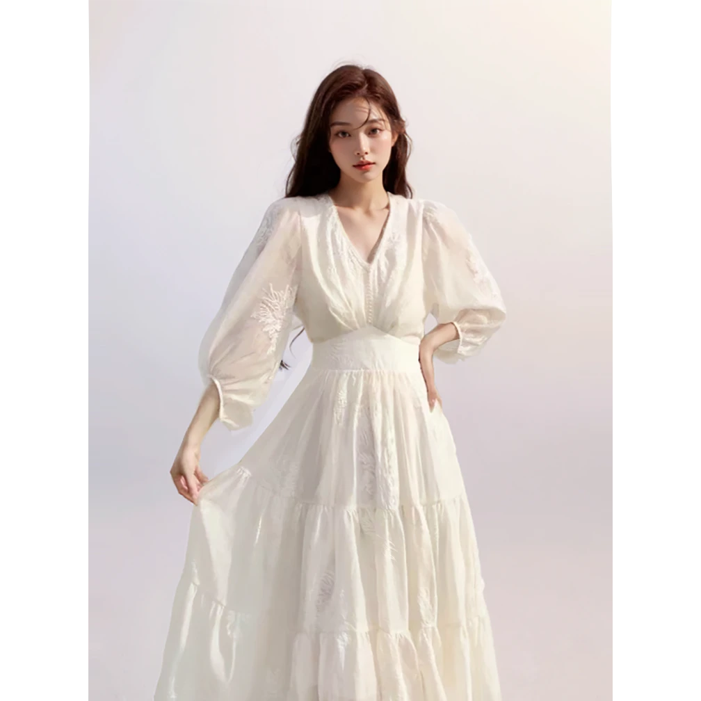 【明月】国风温柔V领刺绣收腰显瘦仙女感连衣裙HT913