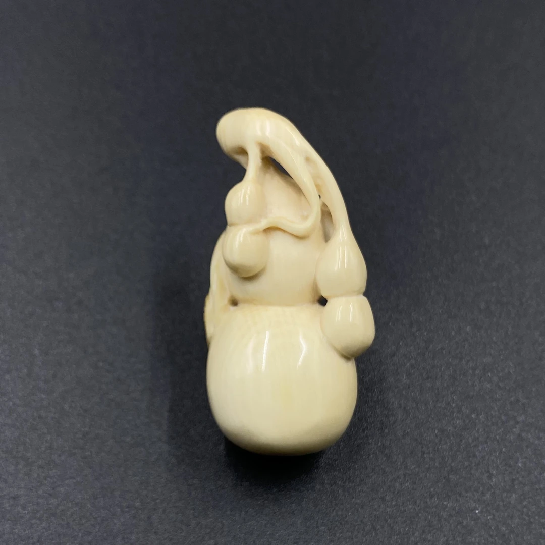 【假一赔四】45*20*22mm天然保真正品猛犸牙饰品工厂价货号5113