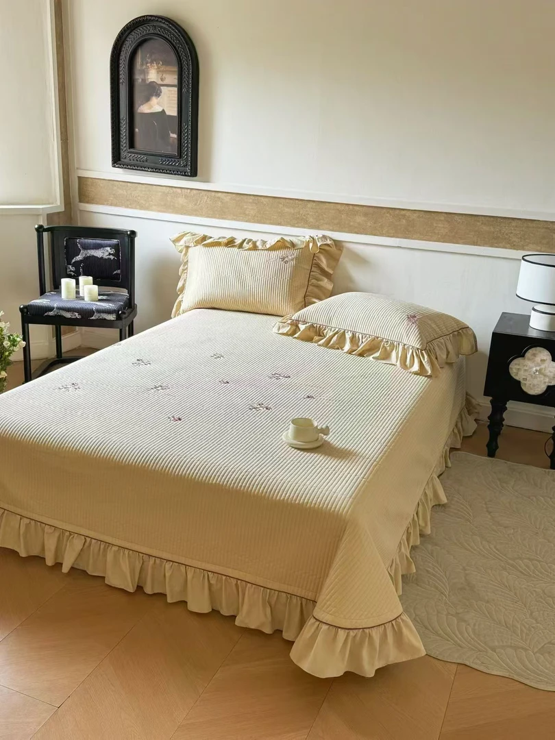 妍之屋家全棉绣花水洗床盖