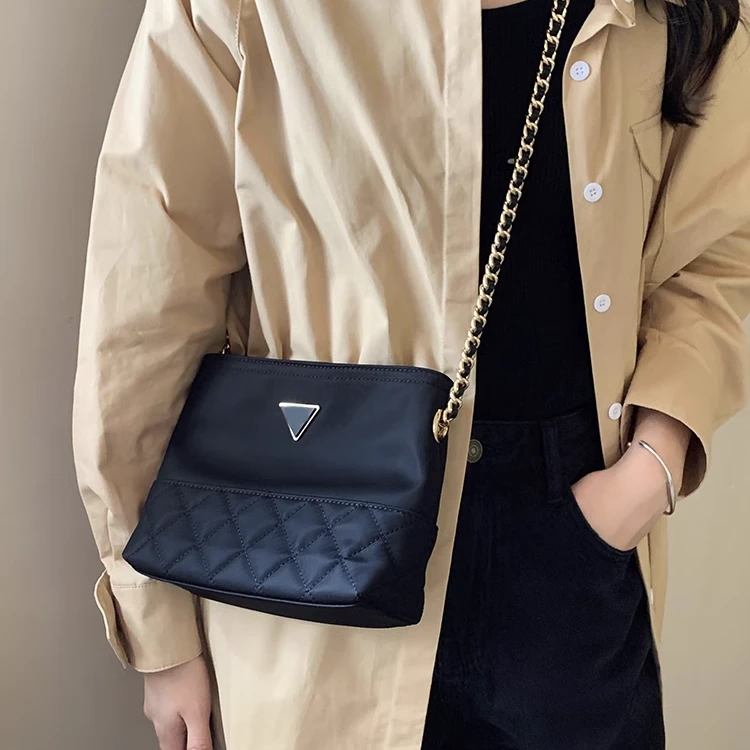 MECCO KERNA黑金夜车小方包女2024新款超火链条单肩斜挎包MK32127