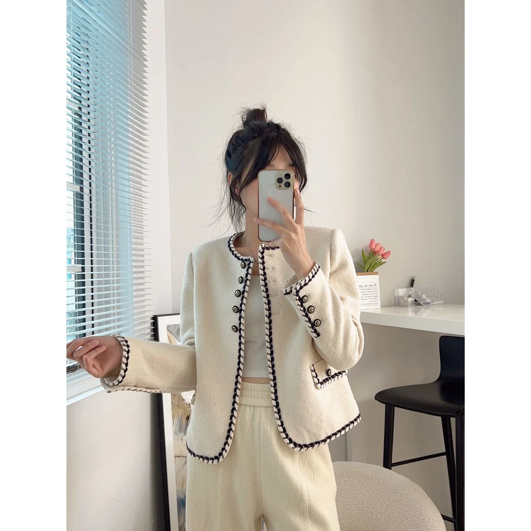 GX279    织带边香香外套