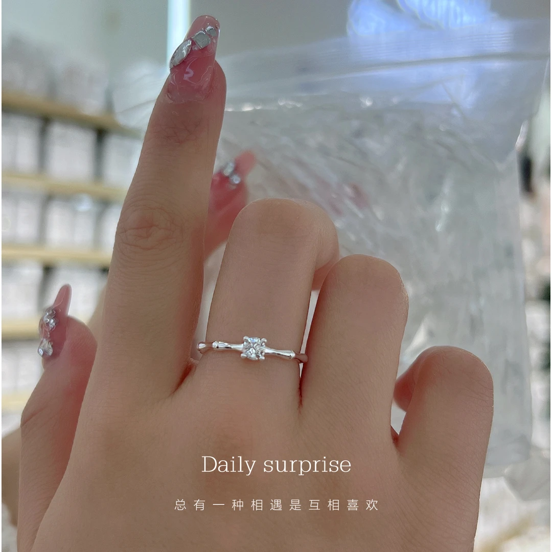 Dailysurprise 足银戒指 足银990竹节20分锆石戒指