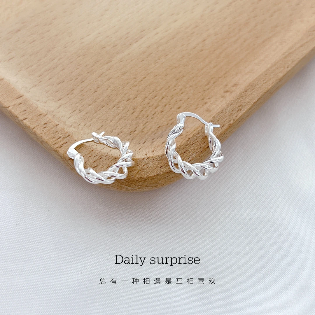 Dailysurprise 足银银制品 足银990麻花耳扣4g耳饰气质网红素款