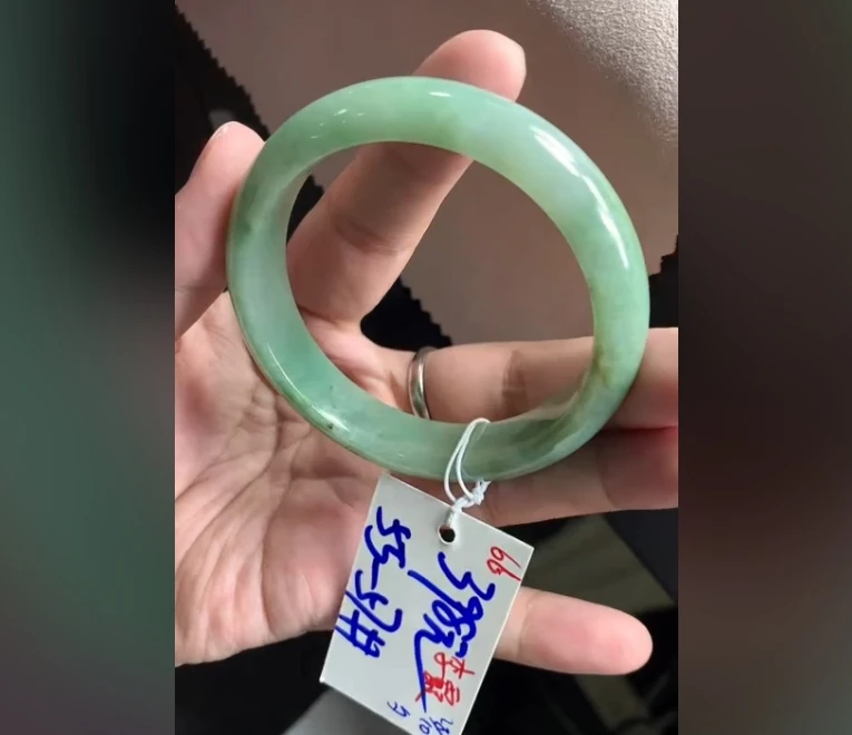 【缅翠手镯之旅】缅甸翡翠毛货需精细抛光+多样手镯+398元138