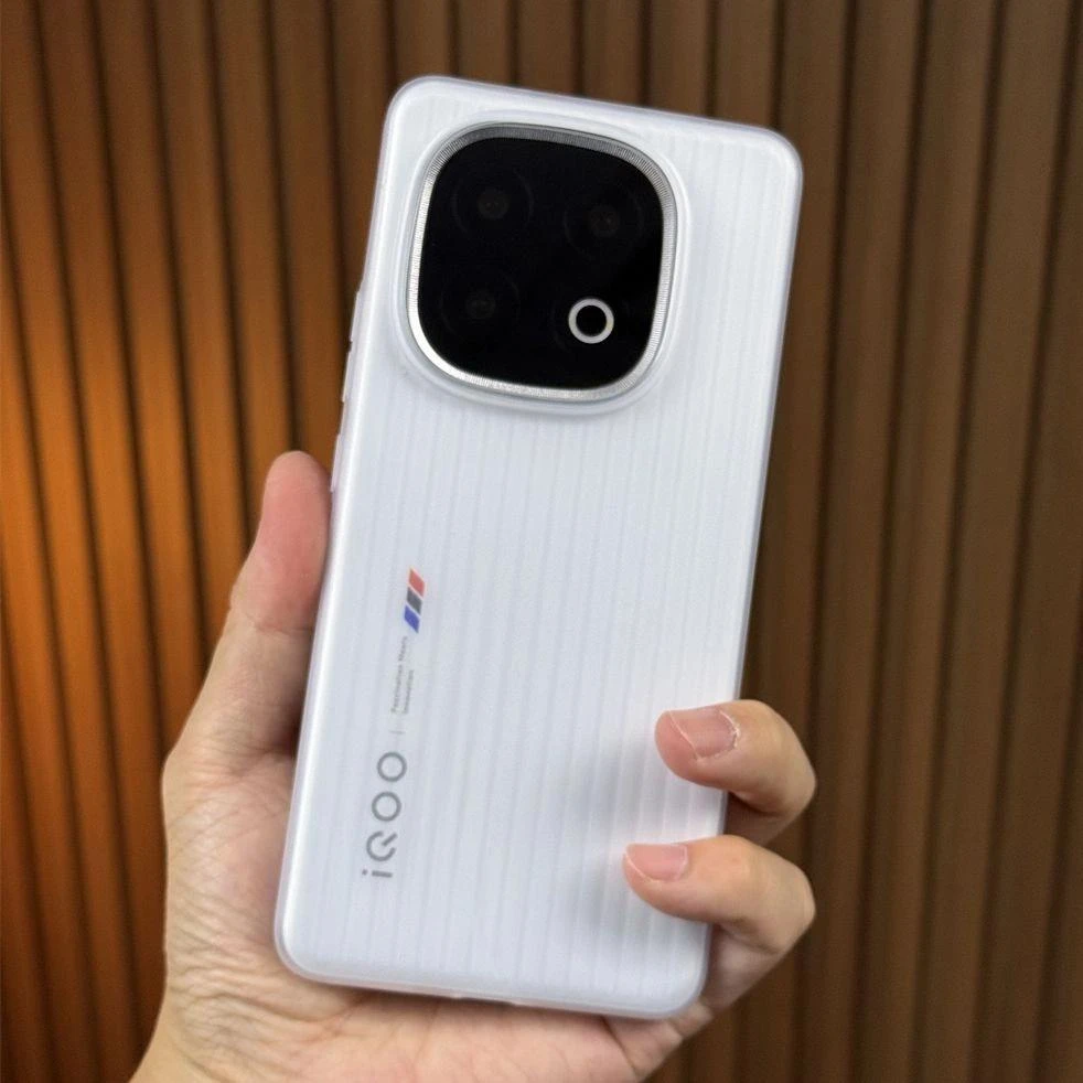 瓦楞超薄磨砂适用iQOO15手机壳雾感pp硬壳保护套行李箱爱酷13肤感