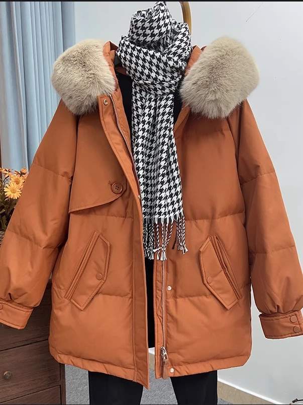 雪中飞今年流行的羽绒服女2023新款反季冬装大毛领小个子中长款加