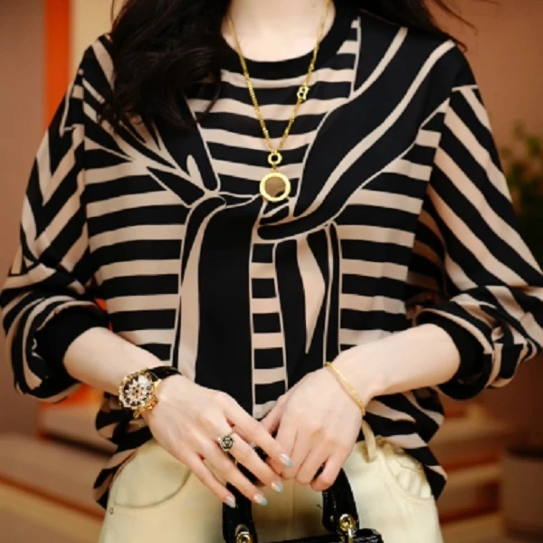 高档爆款轻薄长袖透气2024秋季新款显瘦时尚洋气T恤印花减龄上衣