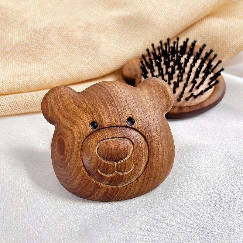 气垫小熊梳子随身便携防静电木梳子可爱立体小熊梳天然檀木木梳子
