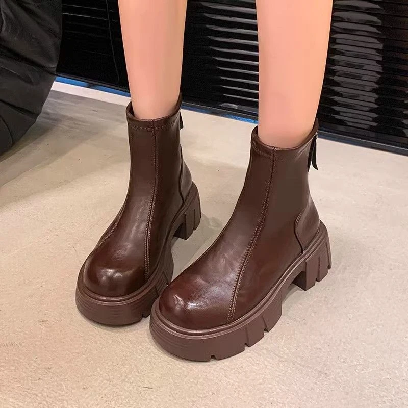 002英伦风厚底瘦瘦靴复古女靴子2024时尚秋季网红学院风马丁靴冬