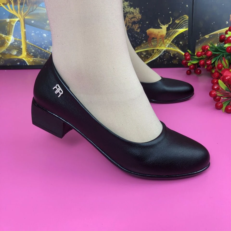 春季新款中跟粗跟软底防滑单鞋浅口皮鞋百搭低跟鞋工作鞋软鞋女士