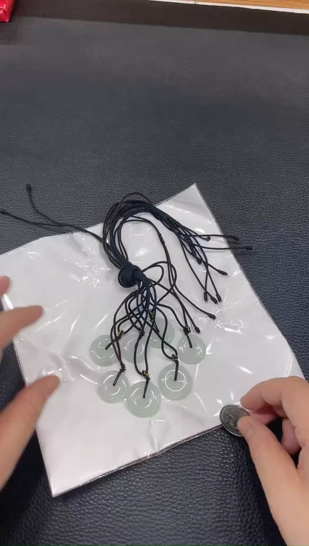 【闪购商品】翡翠平安扣挂件/未镶嵌HKYS122410/多样性发一