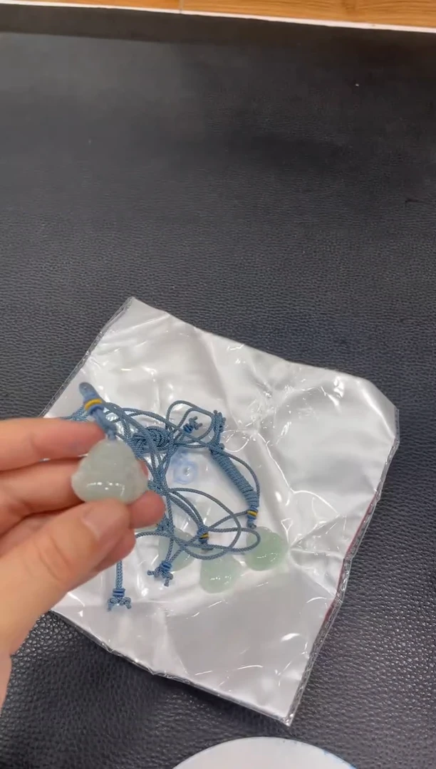 【闪购商品】翡翠佛公挂件/未镶嵌大美手镯/375211/多样性发一