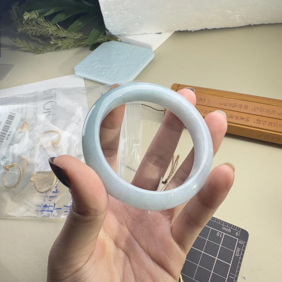 天然缅甸A货翡翠手镯