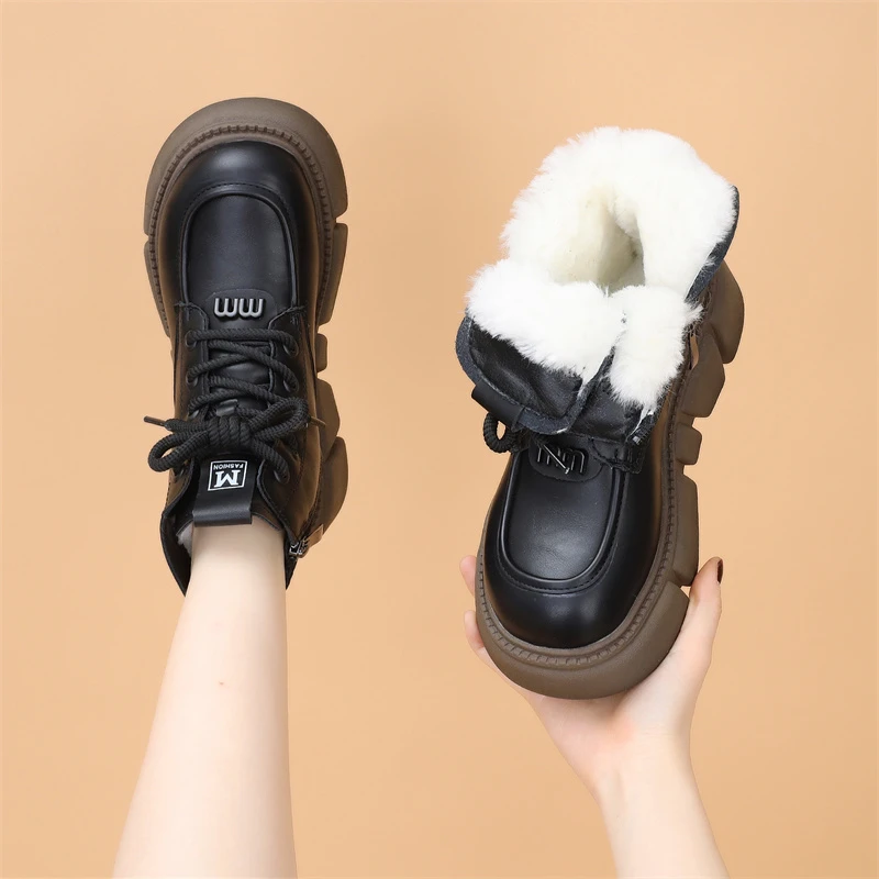 抗寒皮毛一体雪地靴女马丁靴厚底保暖圆头加厚秋冬季英伦风短靴潮