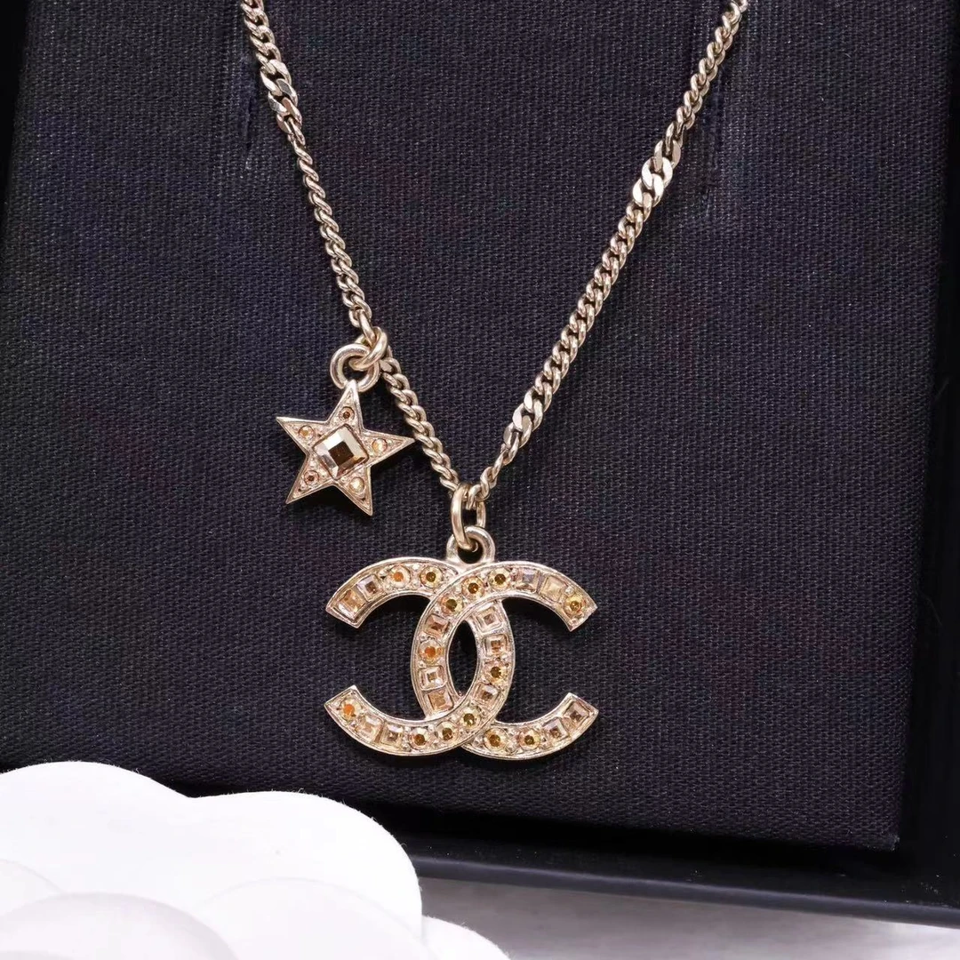 全新未使用 Chanel/香奈儿 满钻金色星星双C项链 05764