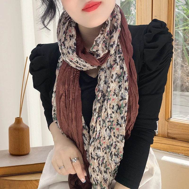 复古小碎花褶皱秋冬季新款女士保暖围巾文艺新款印花围脖百搭披肩