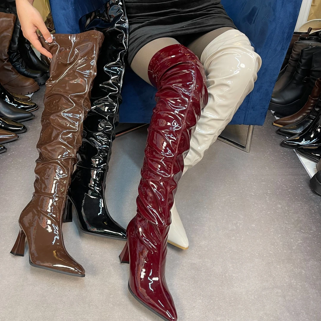 31-1新款网红版时尚女靴尖头秋冬时装长筒冬季时尚女靴