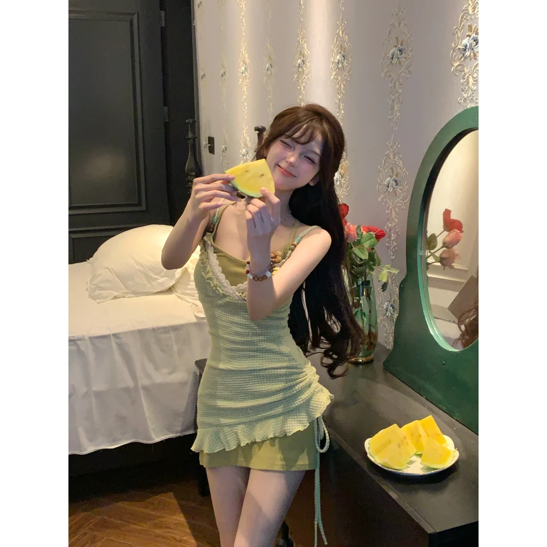 瑞茜·威瑟斯 牛油果 纯欲少女抽绳性感两件套连衣裙R6315H